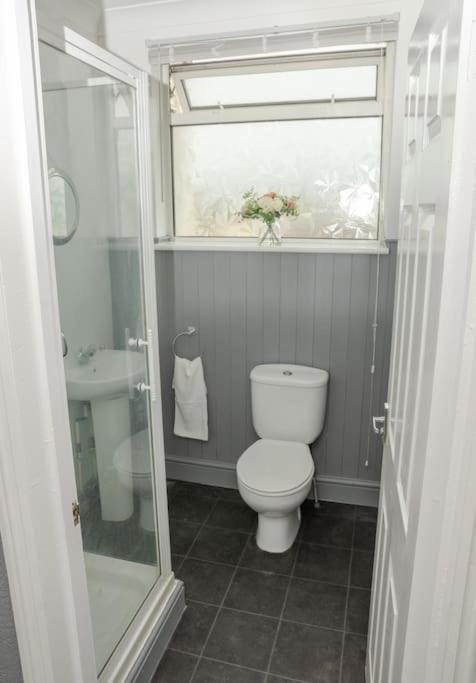 Peaceful & Spacious Family Home In Eastbourne! Dış mekan fotoğraf